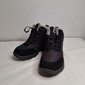 BomKinta Fur Lined Snow Boots size 7